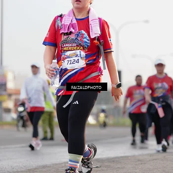 Runner Photo 5982594