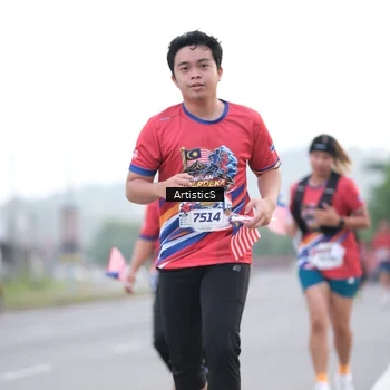 Runner Photo 5982624