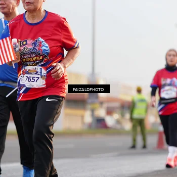 Runner Photo 5982709