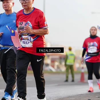 Runner Photo 5982716