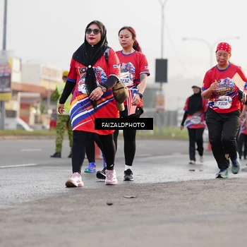Runner Photo 5982726