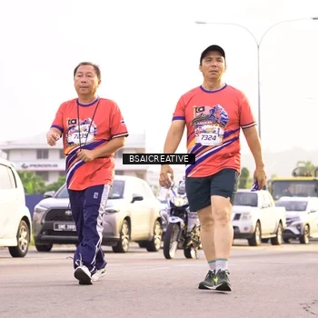 Runner Photo 5982744