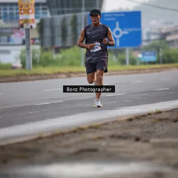 Runner Photo 5982776