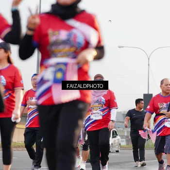 Runner Photo 5982834