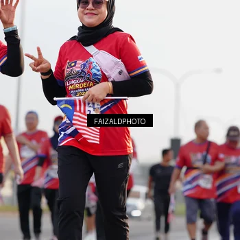 Runner Photo 5982874