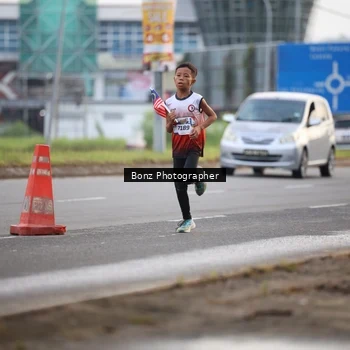 Runner Photo 5982878