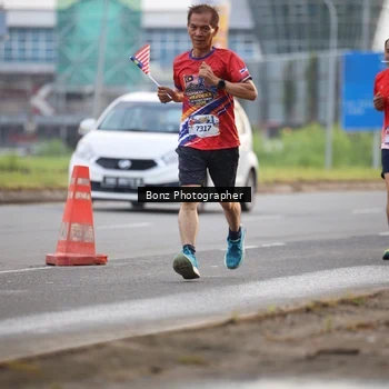 Runner Photo 5982907