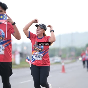 Runner Photo 5982943