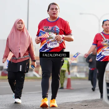 Runner Photo 5982996