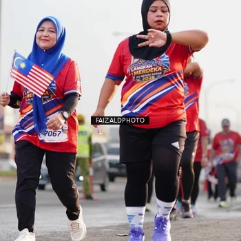 Runner Photo 5983042