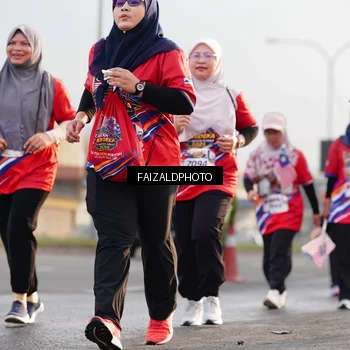 Runner Photo 5983073