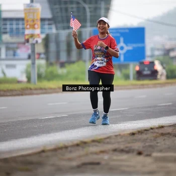 Runner Photo 5983077