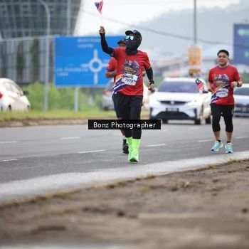 Runner Photo 5983126