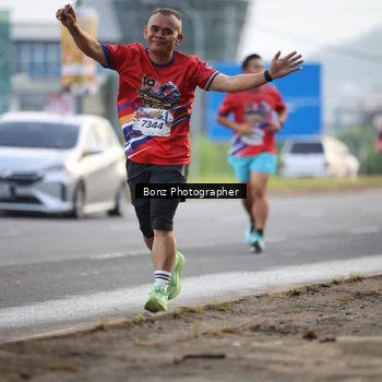 Runner Photo 5983160