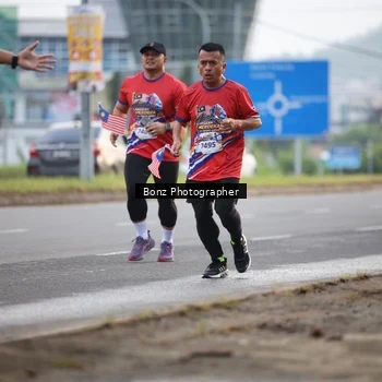 Runner Photo 5983189