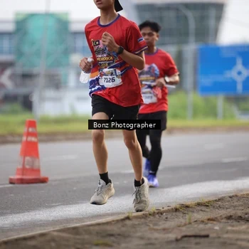 Runner Photo 5983260