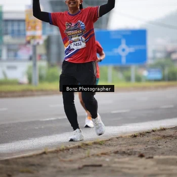 Runner Photo 5983340