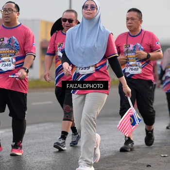 Runner Photo 5983357