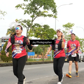 Runner Photo 5983400