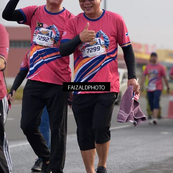 Runner Photo 5983419