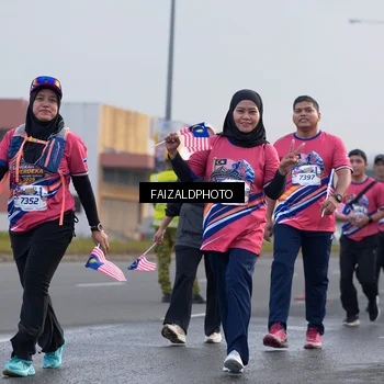 Runner Photo 5983435