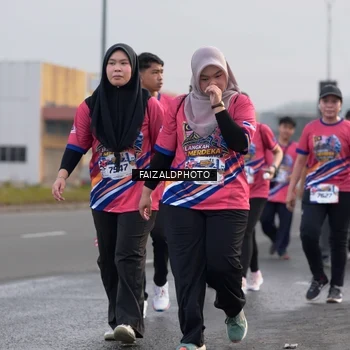 Runner Photo 5983437