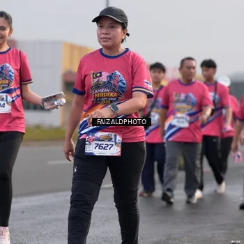 Runner Photo 5983458