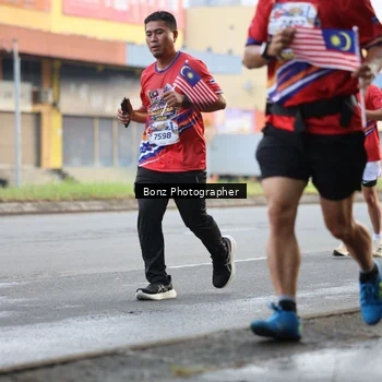 Runner Photo 5983546