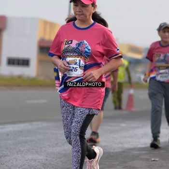 Runner Photo 5983549