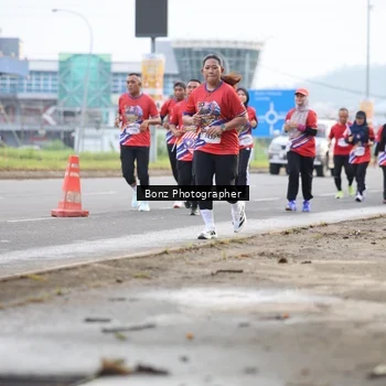 Runner Photo 5983719