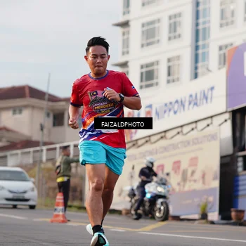 Runner Photo 5983789