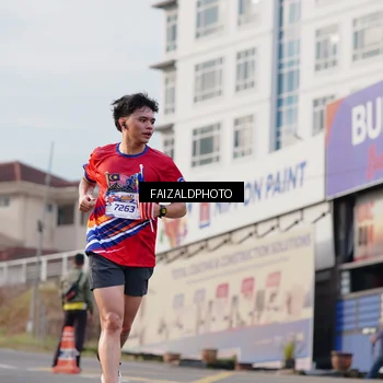 Runner Photo 5983846