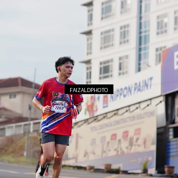 Runner Photo 5983854