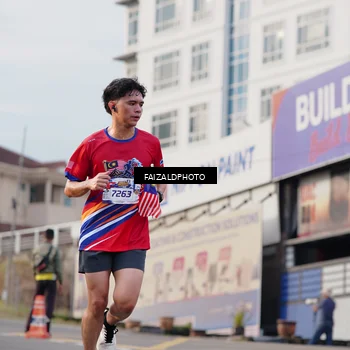 Runner Photo 5983875