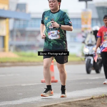 Runner Photo 5983886