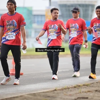 Runner Photo 5983897