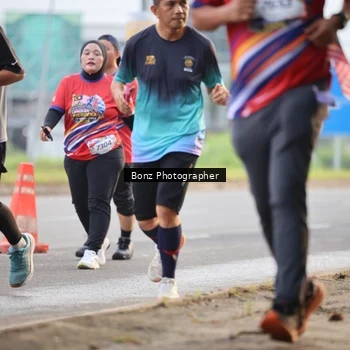 Runner Photo 5983996