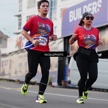 Runner Photo 5984017