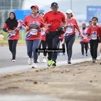 Runner Photo 5984021