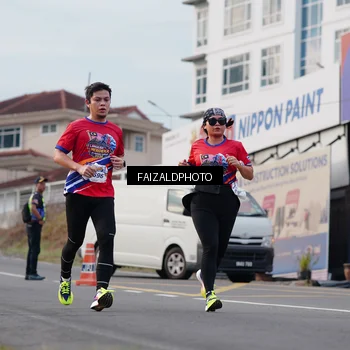Runner Photo 5984037