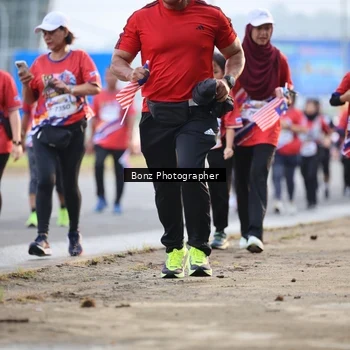 Runner Photo 5984043