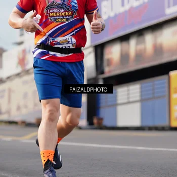 Runner Photo 5984102