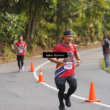 Runner Photo 5984136