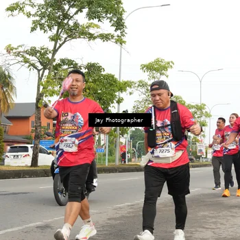 Runner Photo 5984273