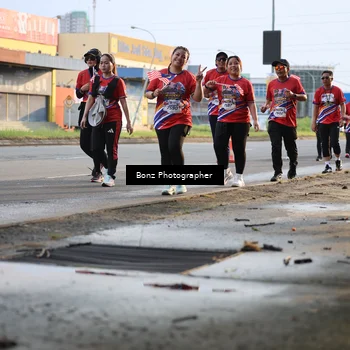 Runner Photo 5984291