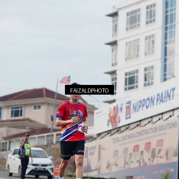 Runner Photo 5984335