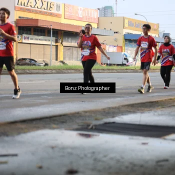 Runner Photo 5984341