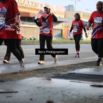 Runner Photo 5984360