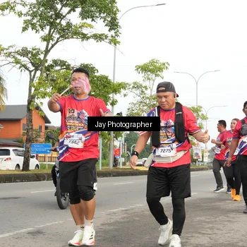 Runner Photo 5984387