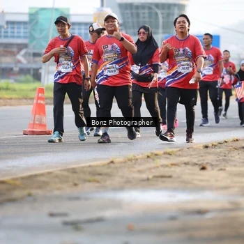 Runner Photo 5984410